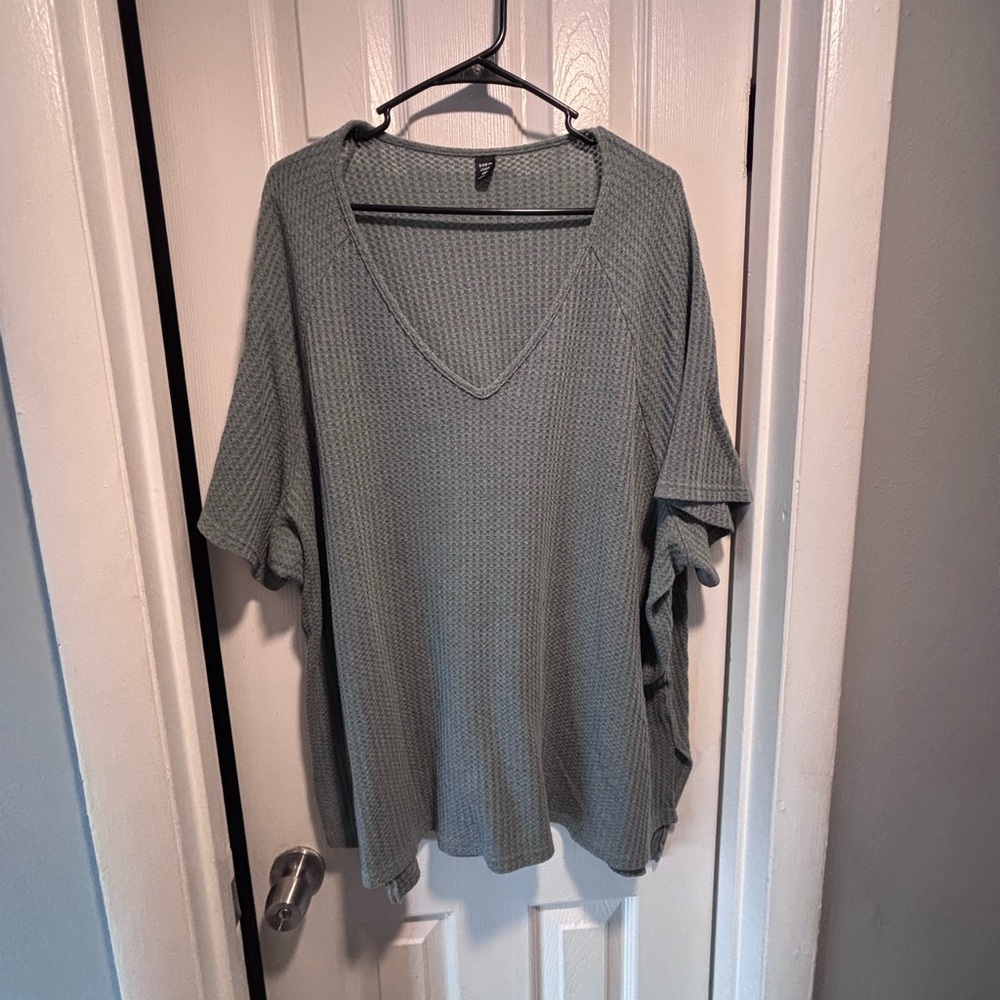 Gray Oversized Dolman Sleeve Tunic